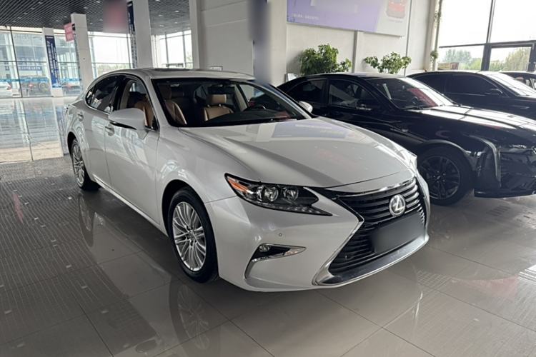Used Lexus ES 2016 200 Midnight Special Limited Edition Exterior 2