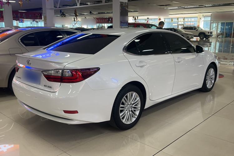 Used Lexus ES 2016 200 Midnight Special Limited Edition Exterior 3