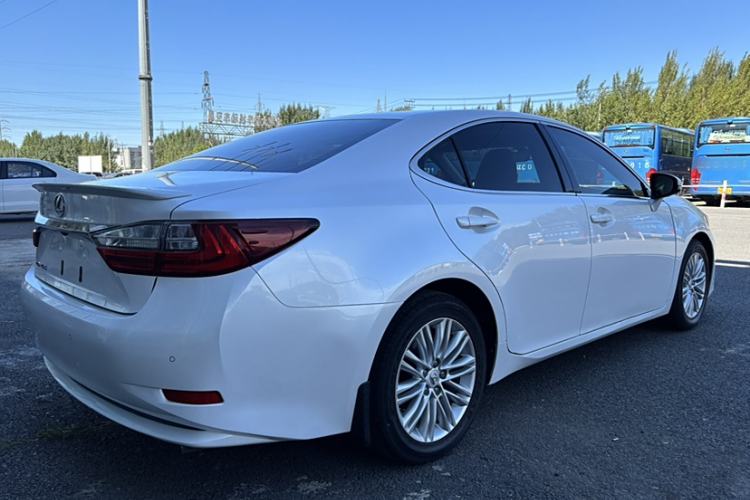Used Lexus ES 2016 200 Midnight Special Limited Edition Exterior 3