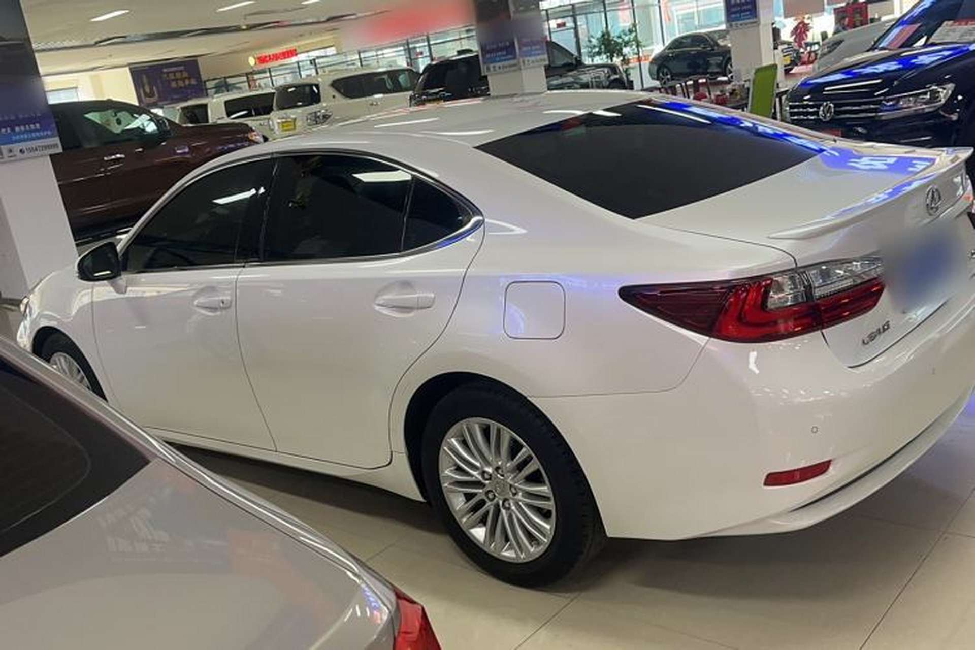Used Lexus ES 2016 200 Midnight Special Limited Edition Exterior 5