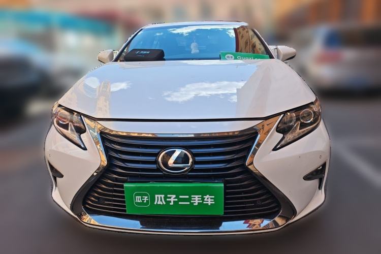 Used Lexus ES 2016 200 Midnight Special Limited Edition Front