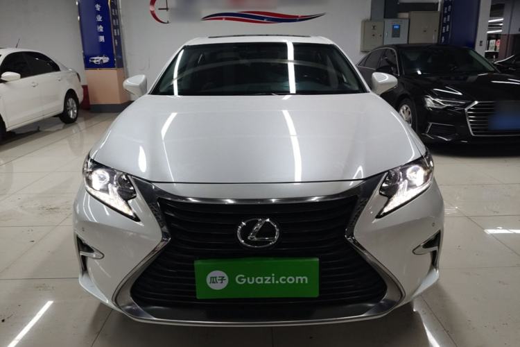 Used Lexus ES 2016 250 Midnight Special Limited Edition Front
