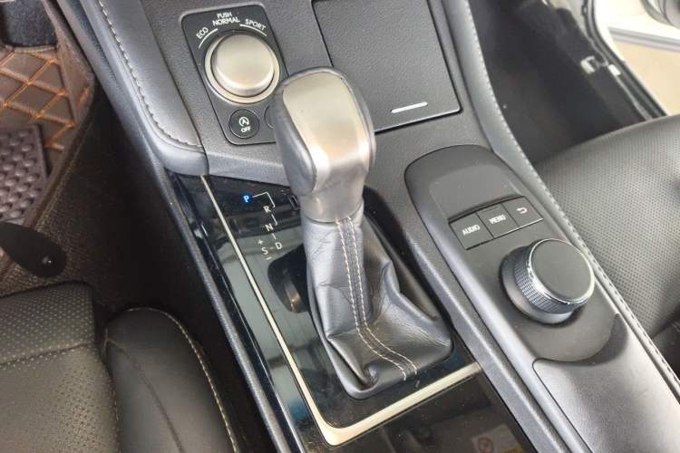 Used Lexus ES 2016 200 Midnight Special Limited Edition Gear Lever