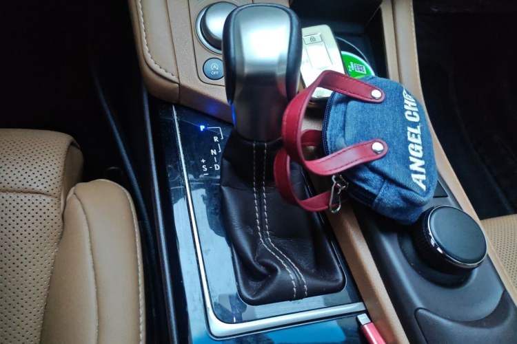 Used Lexus ES 2016 200 Midnight Special Limited Edition Gear Lever