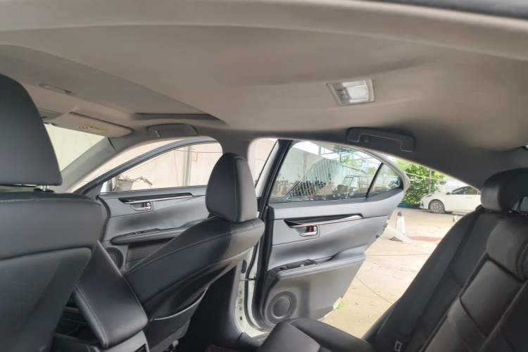Used Lexus ES 2016 200 Midnight Special Limited Edition Headliner