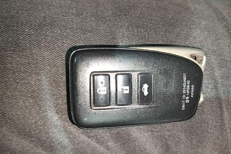 Used Lexus ES 2016 200 Midnight Special Limited Edition Interior 1