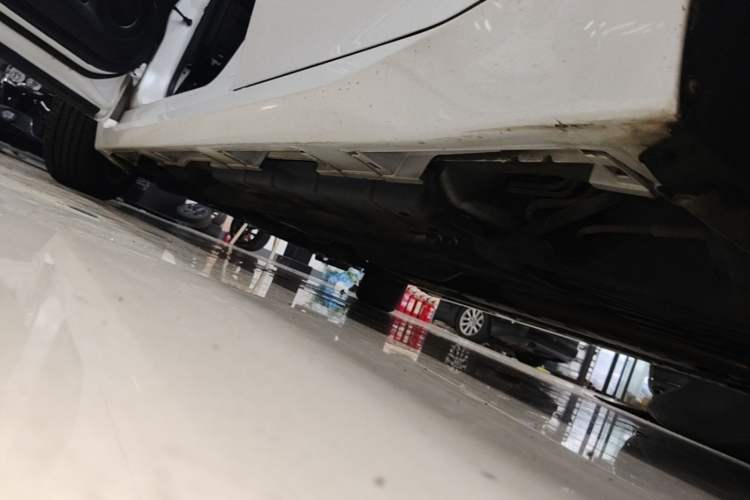 Used Lexus ES 2016 250 Midnight Special Limited Edition Left Side Sill