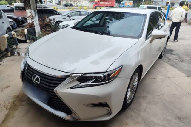Used Lexus ES 2016 200 Midnight Special Limited Edition