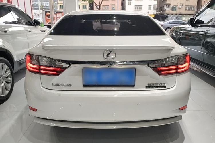 Used Lexus ES 2016 200 Midnight Special Limited Edition Rear