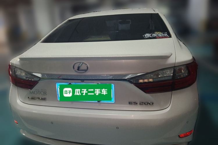 Used Lexus ES 2016 200 Midnight Special Limited Edition Rear