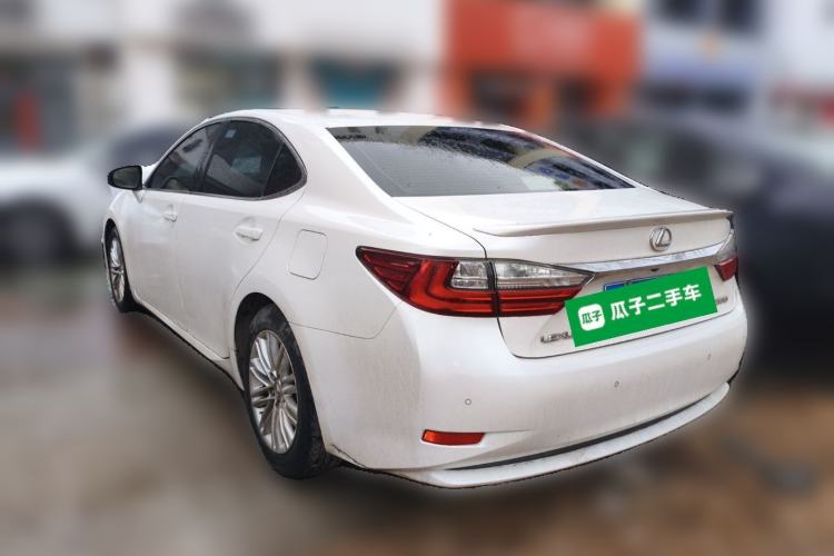 Used Lexus ES 2016 200 Midnight Special Limited Edition Rear Left 45 Deg