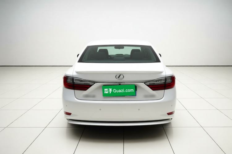 Used Lexus ES 2016 200 Midnight Special Limited Edition Rear