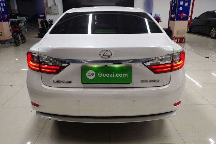 Used Lexus ES 2016 250 Midnight Special Limited Edition Rear