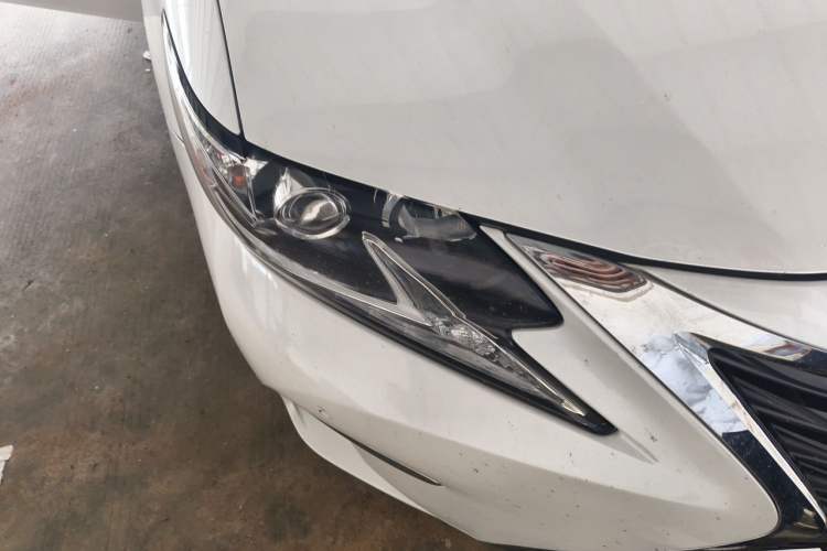 Used Lexus ES 2016 200 Midnight Special Limited Edition Right Front Headlight