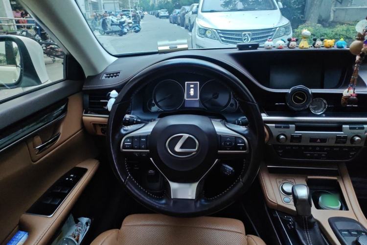 Used Lexus ES 2016 200 Midnight Special Limited Edition Steering Wheel