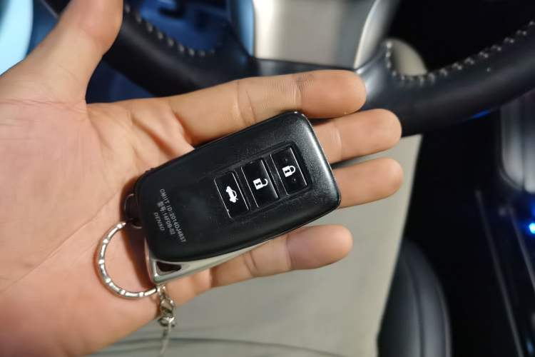 Used Lexus ES 2016 200 Midnight Special Limited Edition Vehicle Key