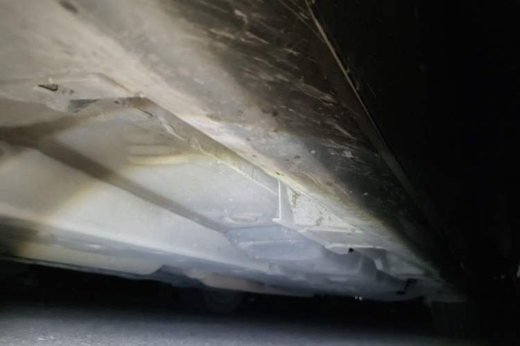 Used Lexus ES 2017 300h Mark Levinson Comfort Edition Chassis Front Left
