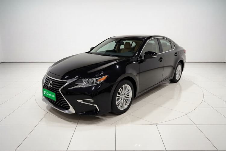 Used Lexus ES 2017 200 30th Anniversary Edition Guazi used car, China used car export, Used car for sale, Used Lexus cars, Cheapest cars for sale