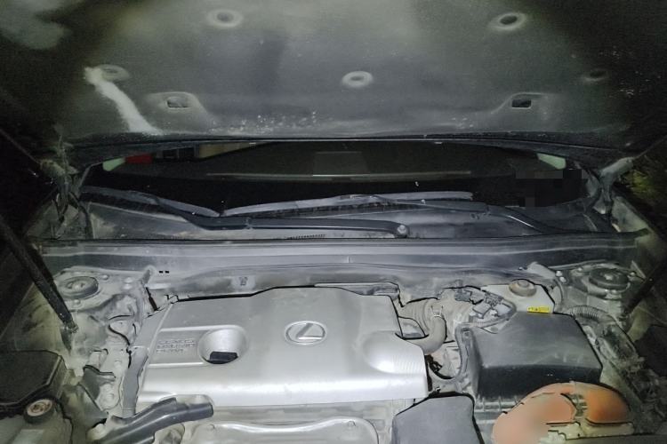 Used Lexus ES 2017 300h Mark Levinson Comfort Edition Engine Bay