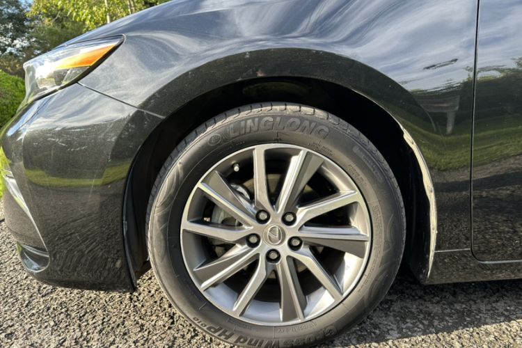 Used Lexus ES 2017 300h Mark Levinson Comfort Edition Exterior 10