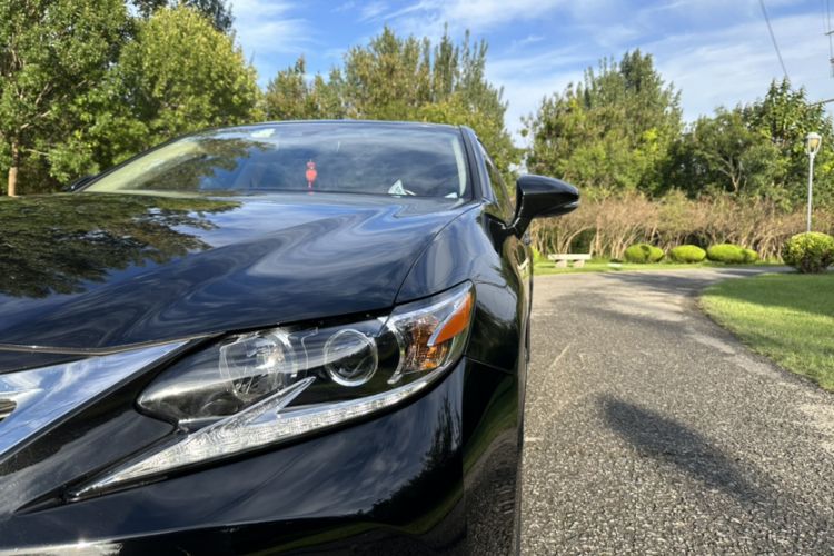 Used Lexus ES 2017 300h Mark Levinson Comfort Edition Exterior 11