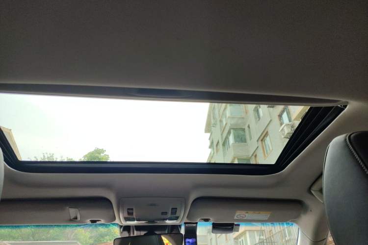 Used Lexus ES 2017 300h Mark Levinson Comfort Edition Headliner
