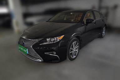 Used Lexus ES 2017 300h Mark Levinson Comfort Edition