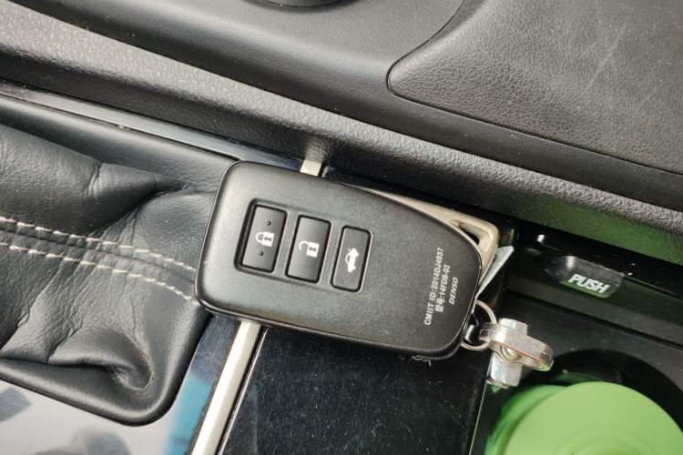 Used Lexus ES 2017 300h Mark Levinson Comfort Edition Interior 1