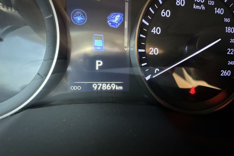 Used Lexus ES 2017 300h Mark Levinson Comfort Edition Interior 12
