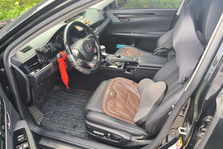 Used Lexus ES 2017 300h Mark Levinson Comfort Edition Left Front Seat
