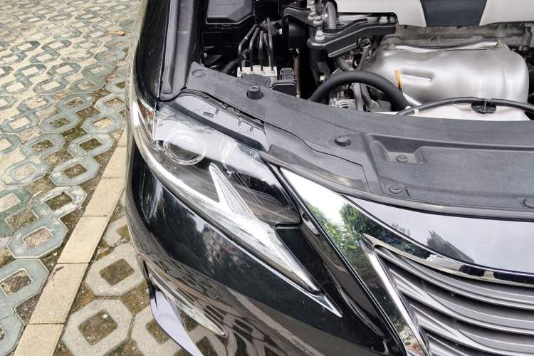 Used Lexus ES 2017 200 30th Anniversary Edition Right Front Headlight