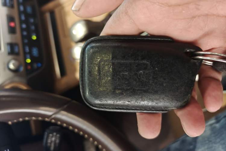 Used Lexus ES 2017 300h Mark Levinson Comfort Edition Vehicle Key