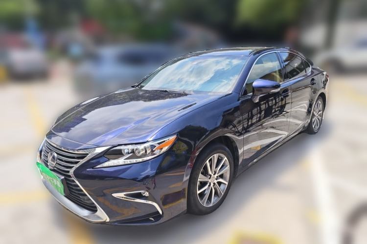 Used Lexus ES 2017 300h Mark Levinson Luxury Edition Guazi used car, China used car export, Used car for sale, Used Lexus cars, Cheapest cars for sale