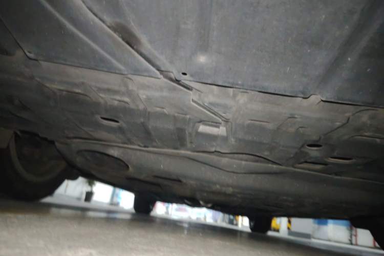 Used Lexus ES 2017 300h Mark Levinson Comfort Edition Chassis Front