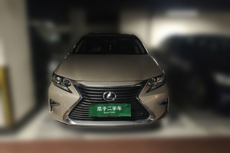 Used Lexus ES 2017 200 30th Anniversary Edition Front