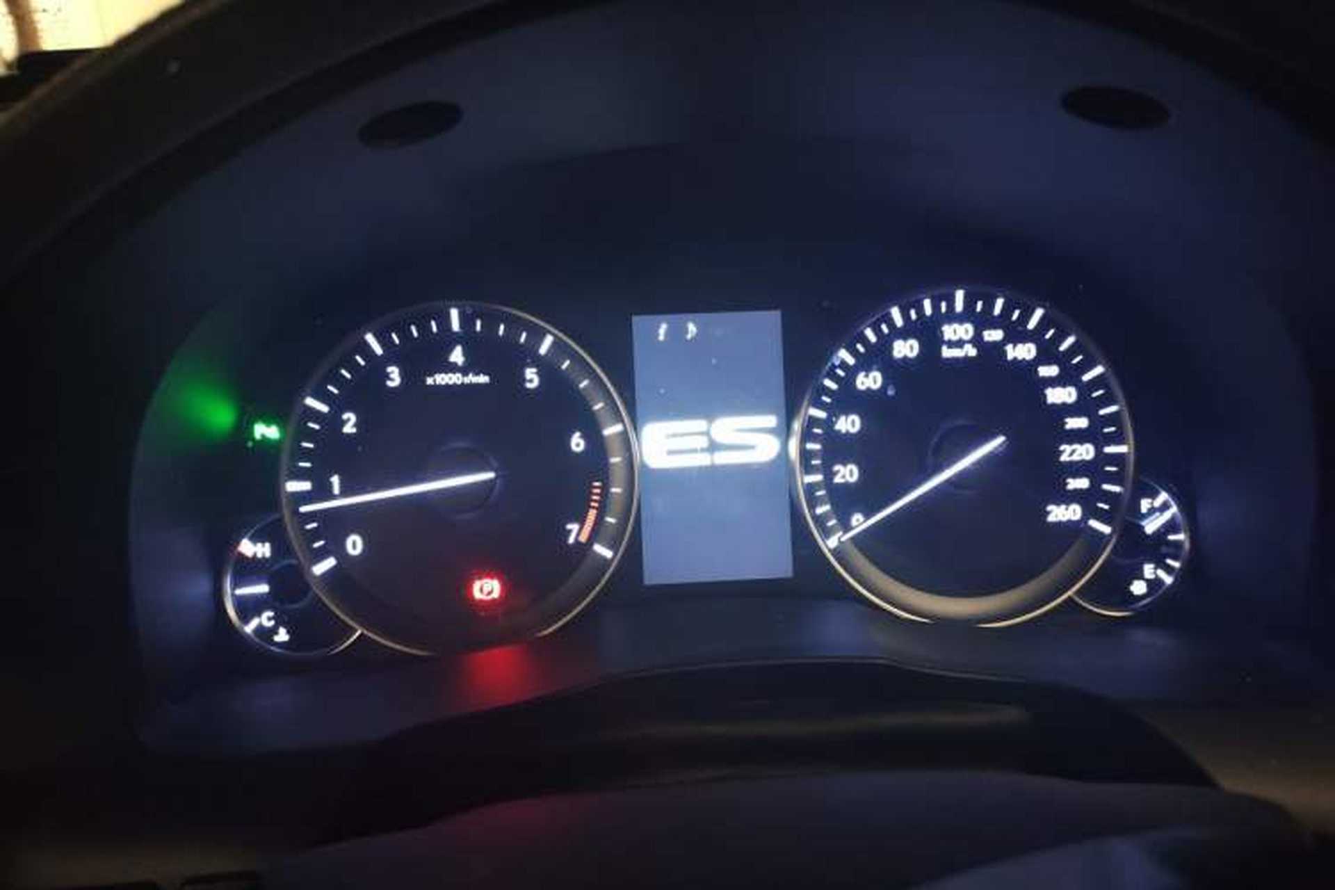 Used Lexus ES 2017 200 30th Anniversary Edition Instrument Cluster