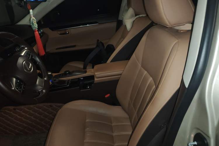 Used Lexus ES 2017 200 30th Anniversary Edition Left Front Seat