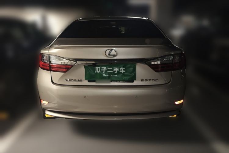 Used Lexus ES 2017 200 30th Anniversary Edition Rear