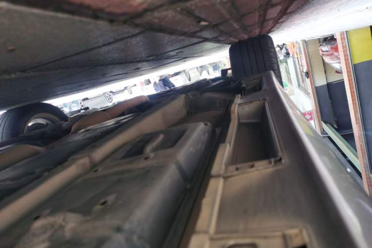Used Lexus ES 2017 300h Mark Levinson Comfort Edition Chassis Front Left