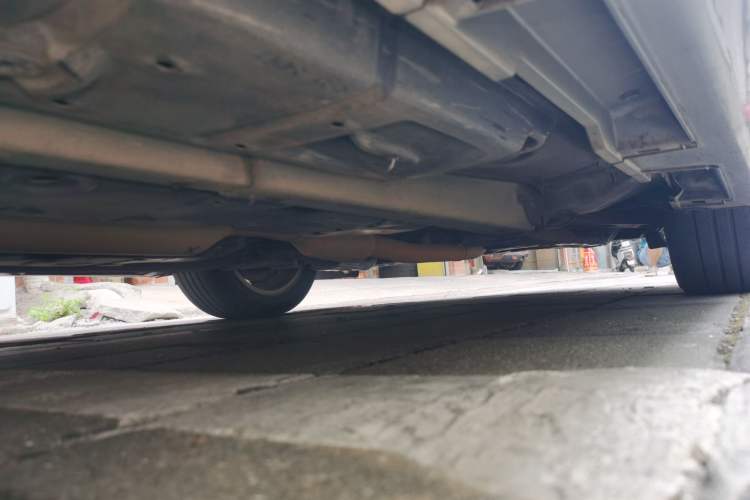 Used Lexus ES 2017 300h Mark Levinson Comfort Edition Chassis Front Right