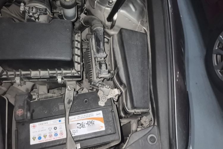Used Lexus ES 2017 200 30th Anniversary Edition Engine Bay Left