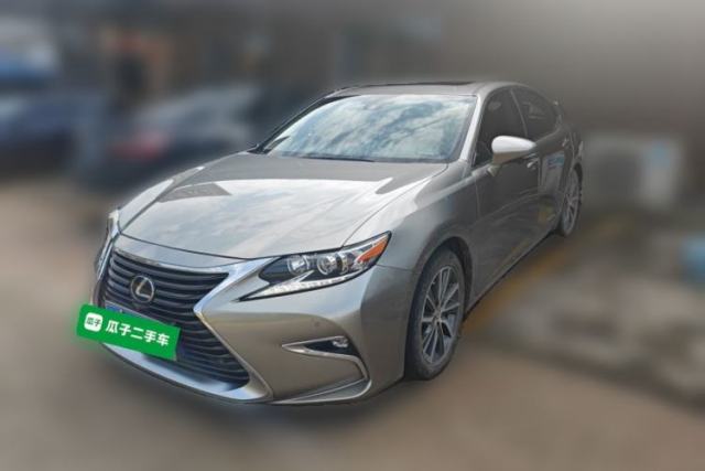 Used Lexus ES 2017 300h Mark Levinson Comfort Edition