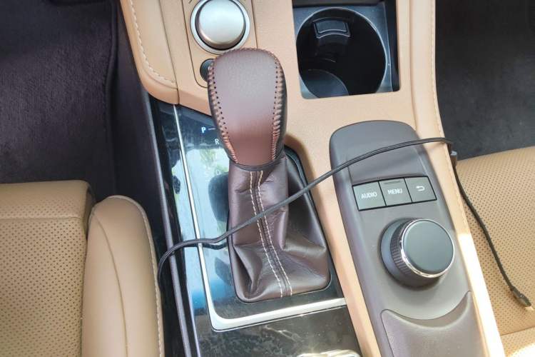 Used Lexus ES 2017 200 30th Anniversary Edition Gear Lever