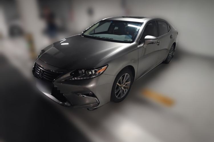 Ojetý Lexus ES 2017 300h Mark Levinson Comfort Edition Guazi used car, China used car export, Used car for sale, Used  cars, Cheapest cars for sale
