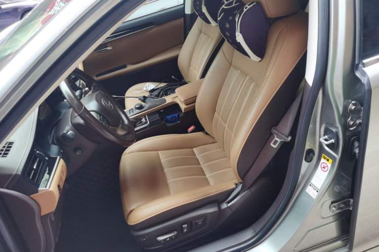 Used Lexus ES 2017 300h Mark Levinson Comfort Edition Left Front Seat
