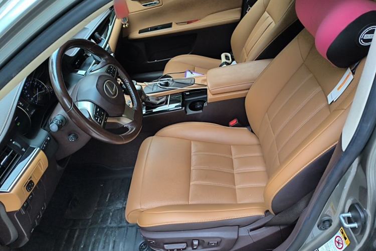 Used Lexus ES 2017 300h Mark Levinson Comfort Edition Left Front Seat