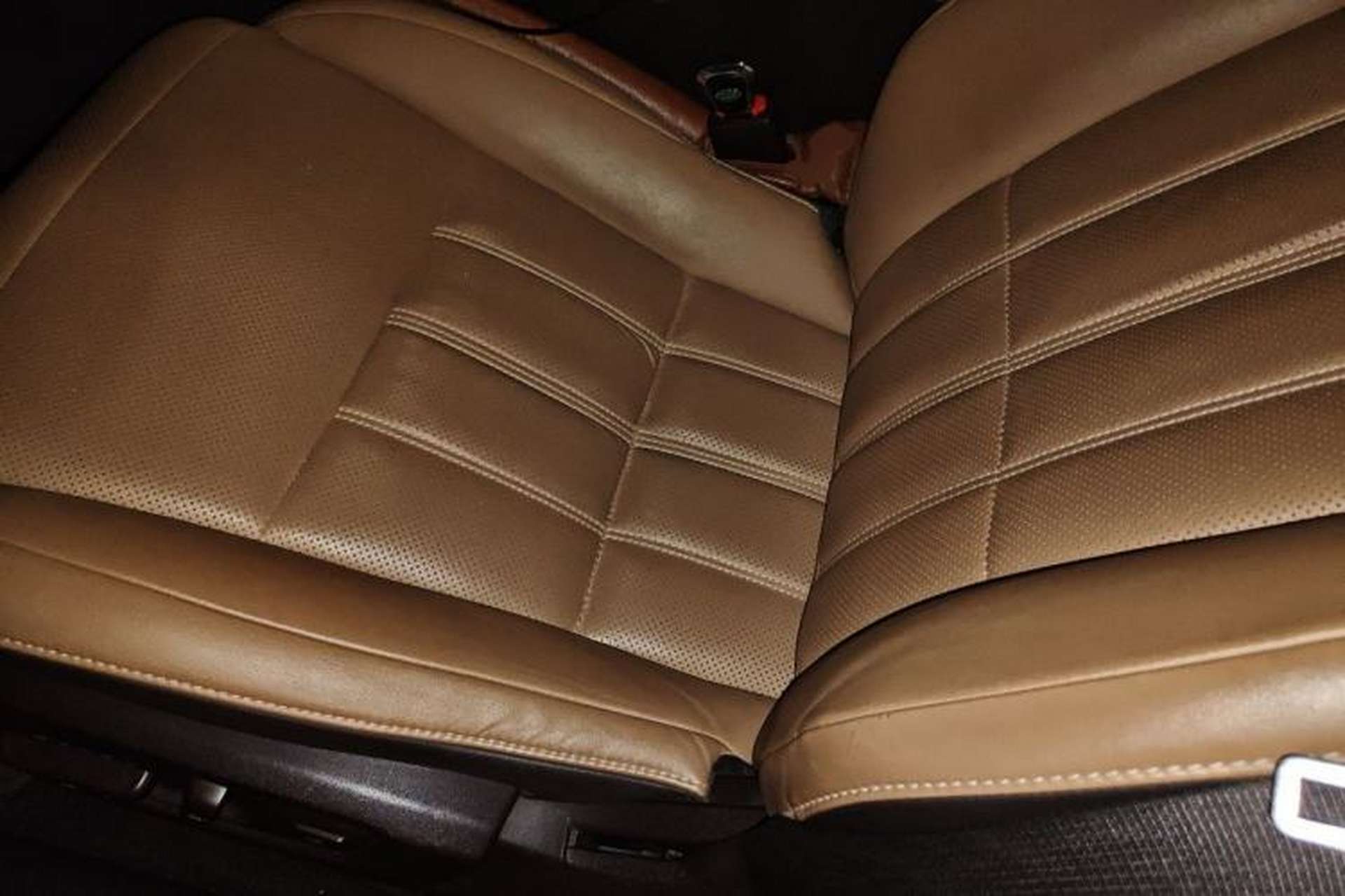 Used Lexus ES 2017 300h Mark Levinson Comfort Edition Left Front Seat