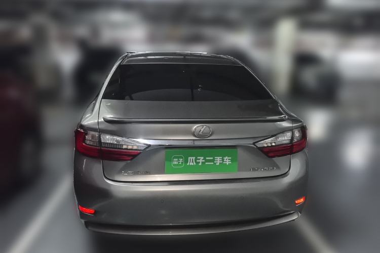 Used Lexus ES 2017 200 30th Anniversary Edition Rear