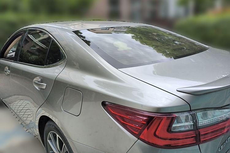 Used Lexus ES 2017 300h Mark Levinson Comfort Edition Rear Left 45 Deg