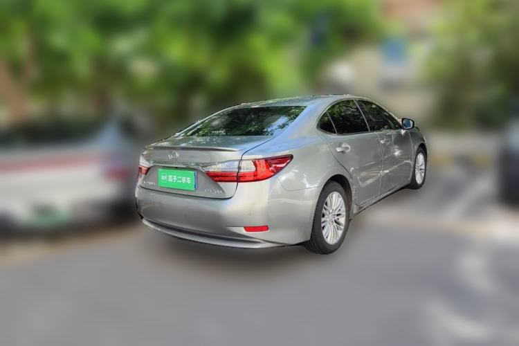 Used Lexus ES 2017 200 30th Anniversary Edition Rear Right 45 Deg